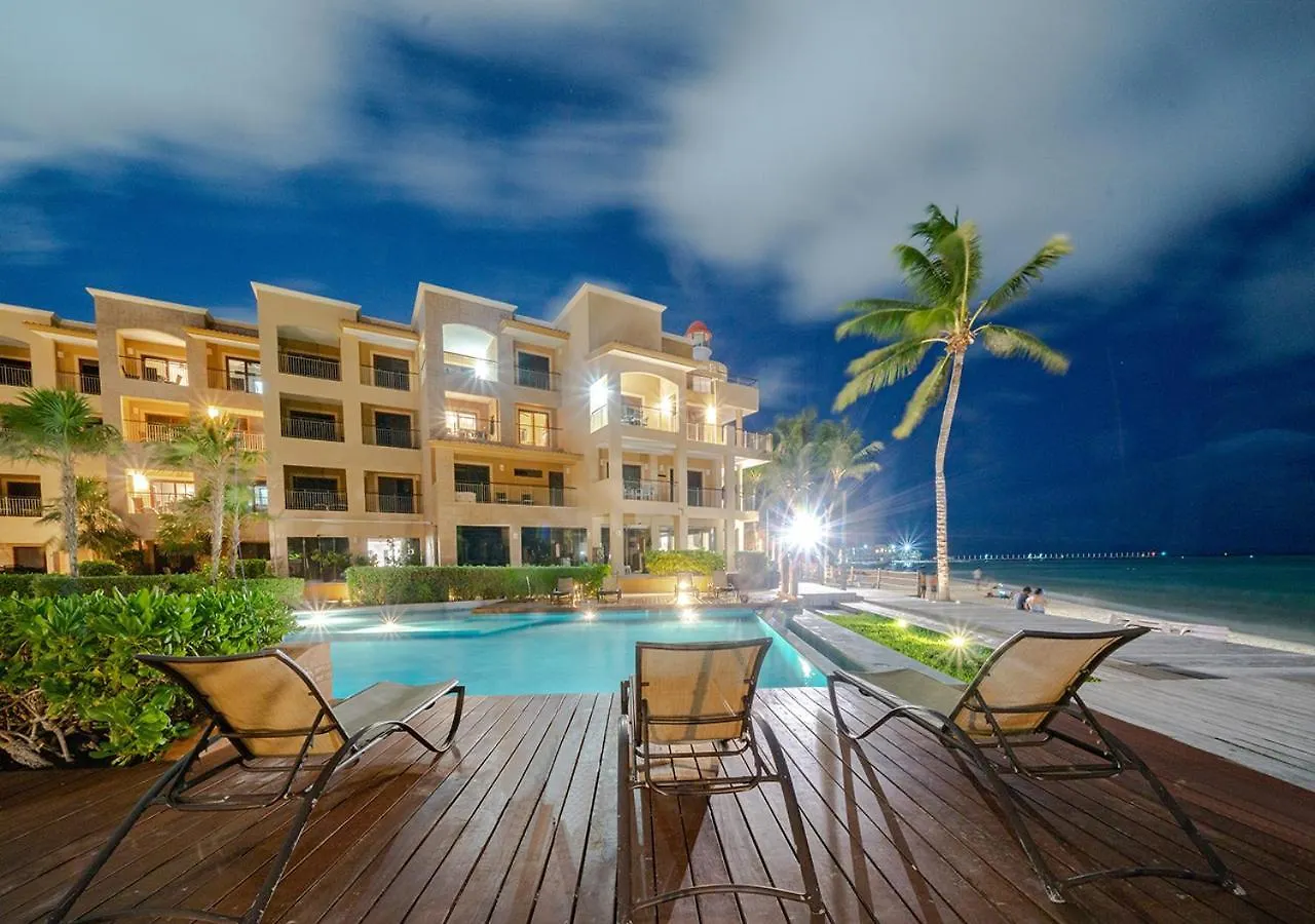 Condo Surf 405 - Luxury Oceanview Beachfront 3 Bedroom With Gym - At El Faro Condos Playa del Carmen 0*,  México